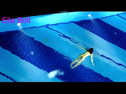 ❤️ Não consigo parar de observar, jovem loira apanhada nadando nua na piscina do resort ELLA BOLT ❤️ Porno duro em pt-br.yh9n.top ️❤